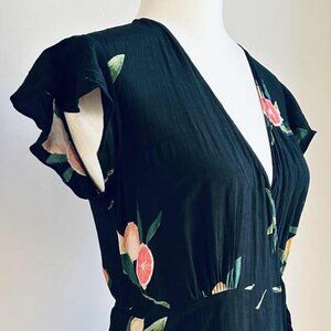 Rails Koreen Black Grapefruit Wrap Mini Dress - Flutter Sleeves, Ruffled - US M